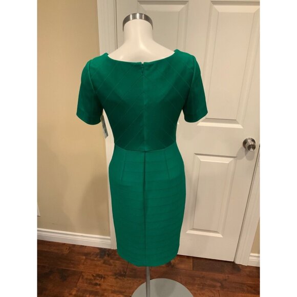 Kay Unger Green Ribbed V-Neck Pencil Dress, Size 4 - Picture 4 of 5